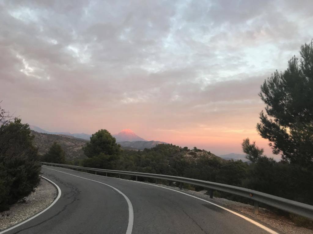 Finca Las Estrellas Relleu 外观 照片